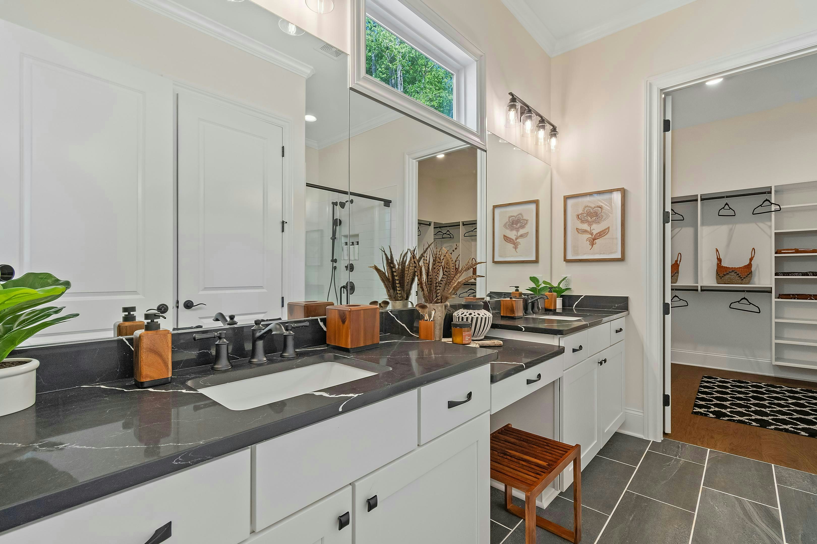 RU Camden Owners Bath