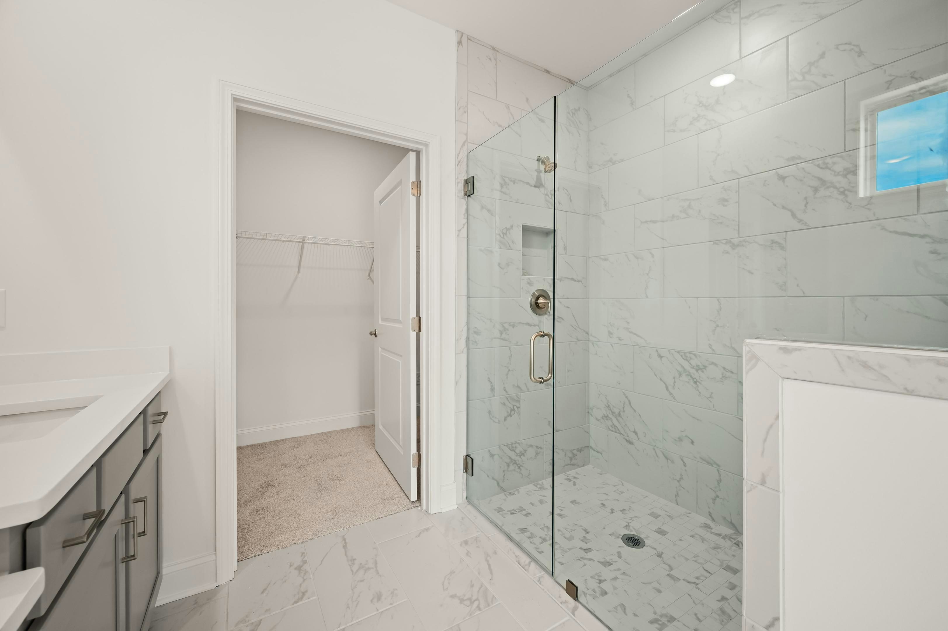 EF135 Asher Primary Bath Shower