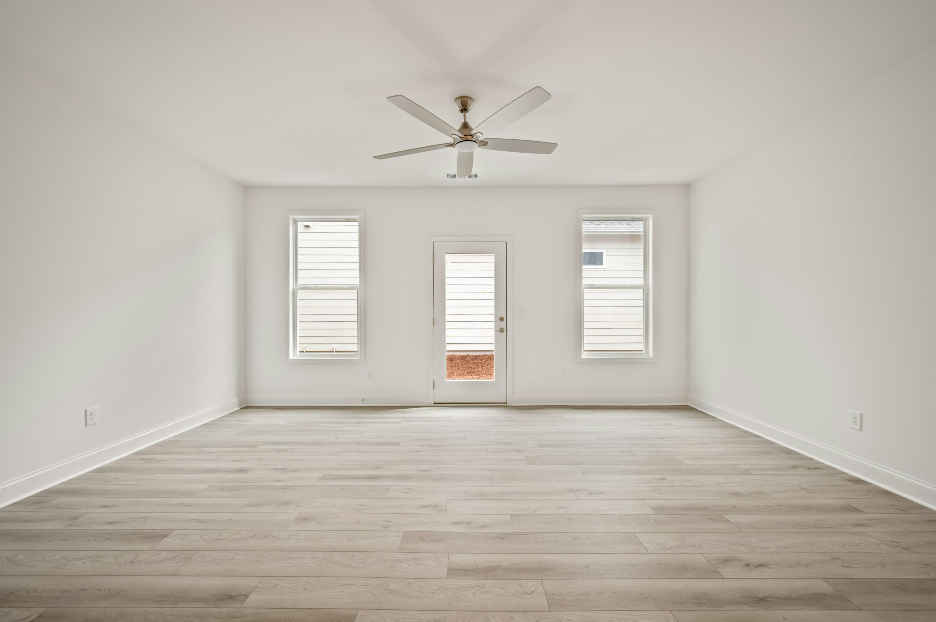 EF142 Maplewood Sunroom