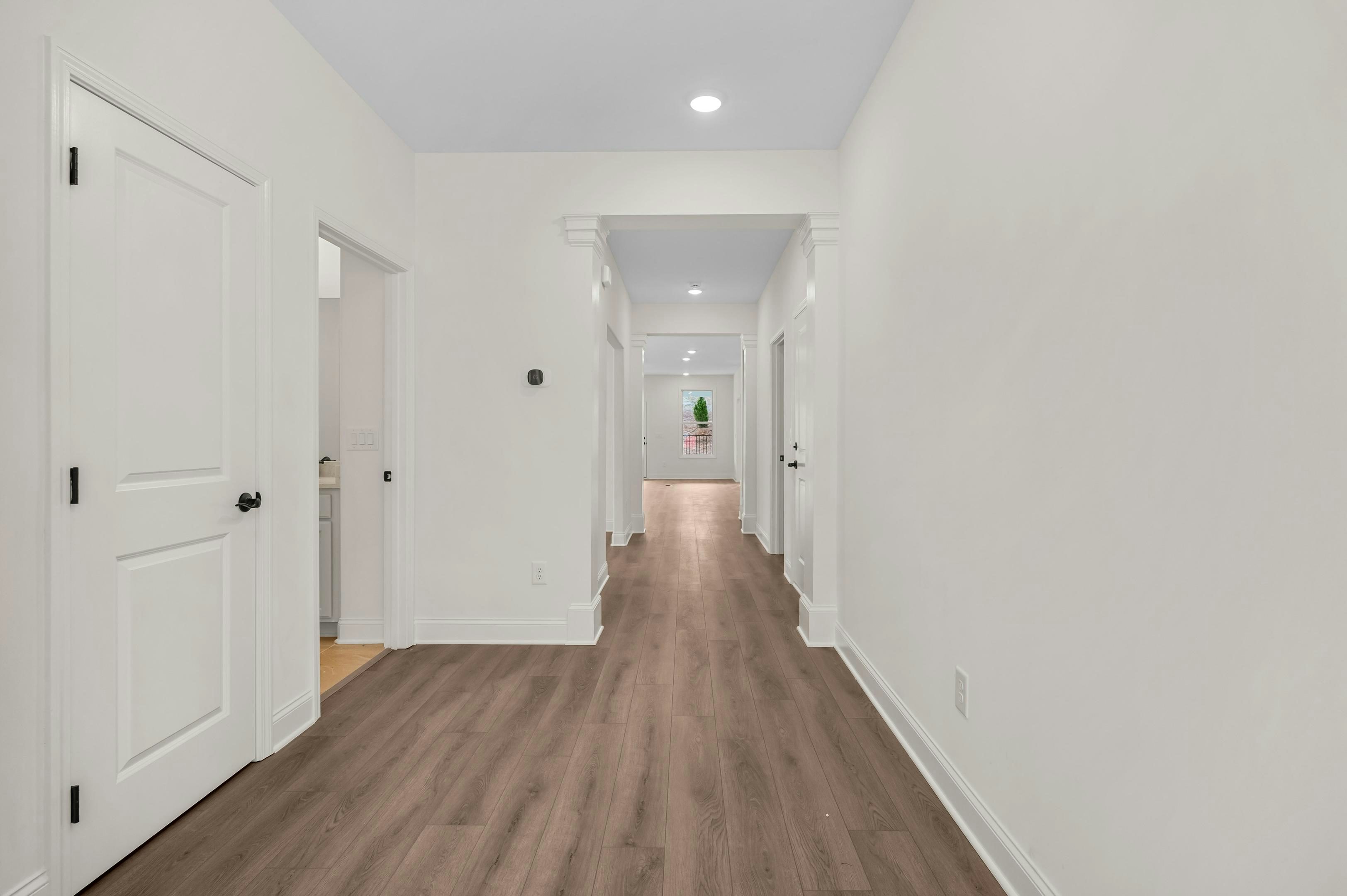 EF138 Rosewood Foyer