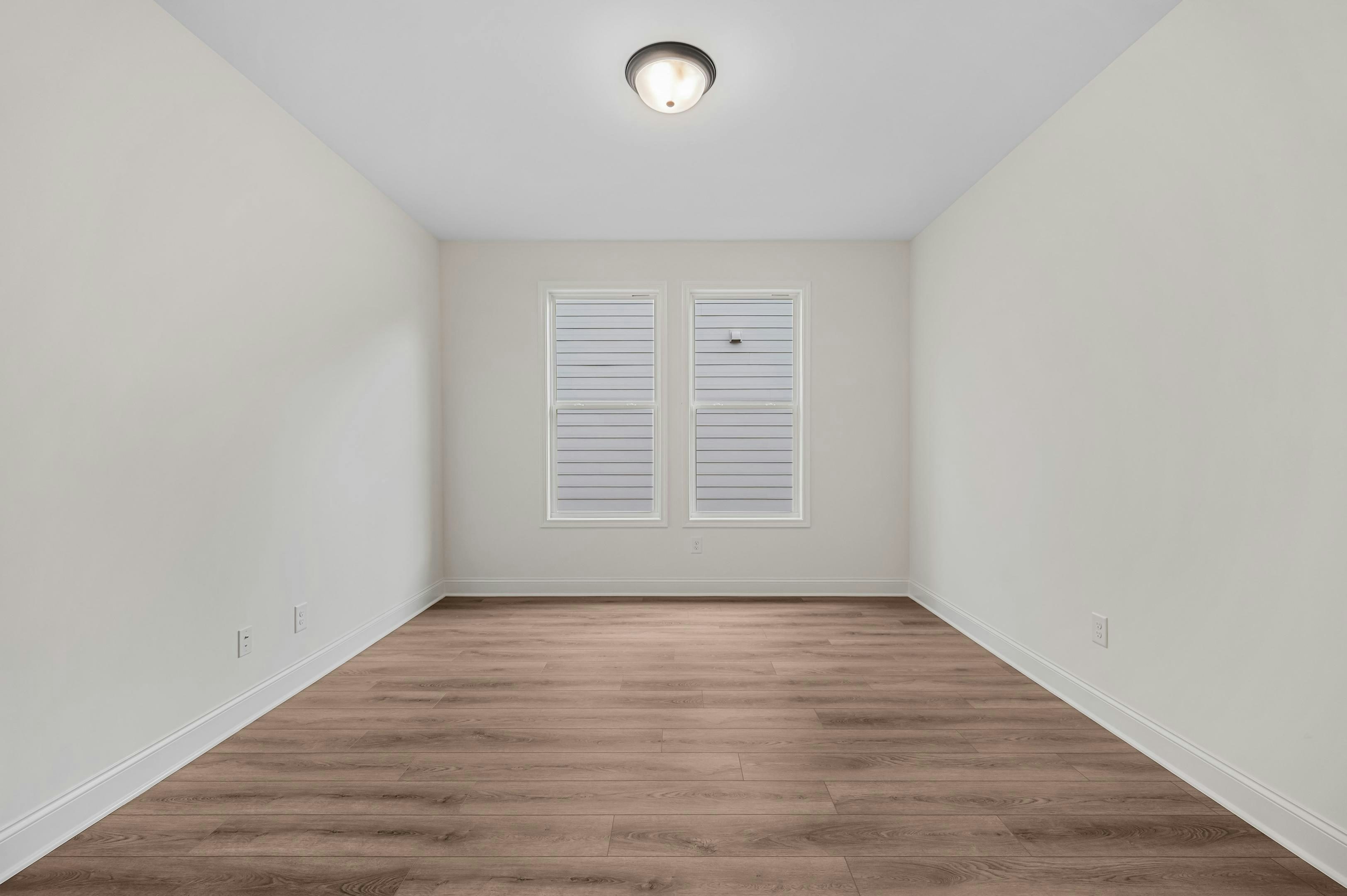 EF138 Rosewood Study