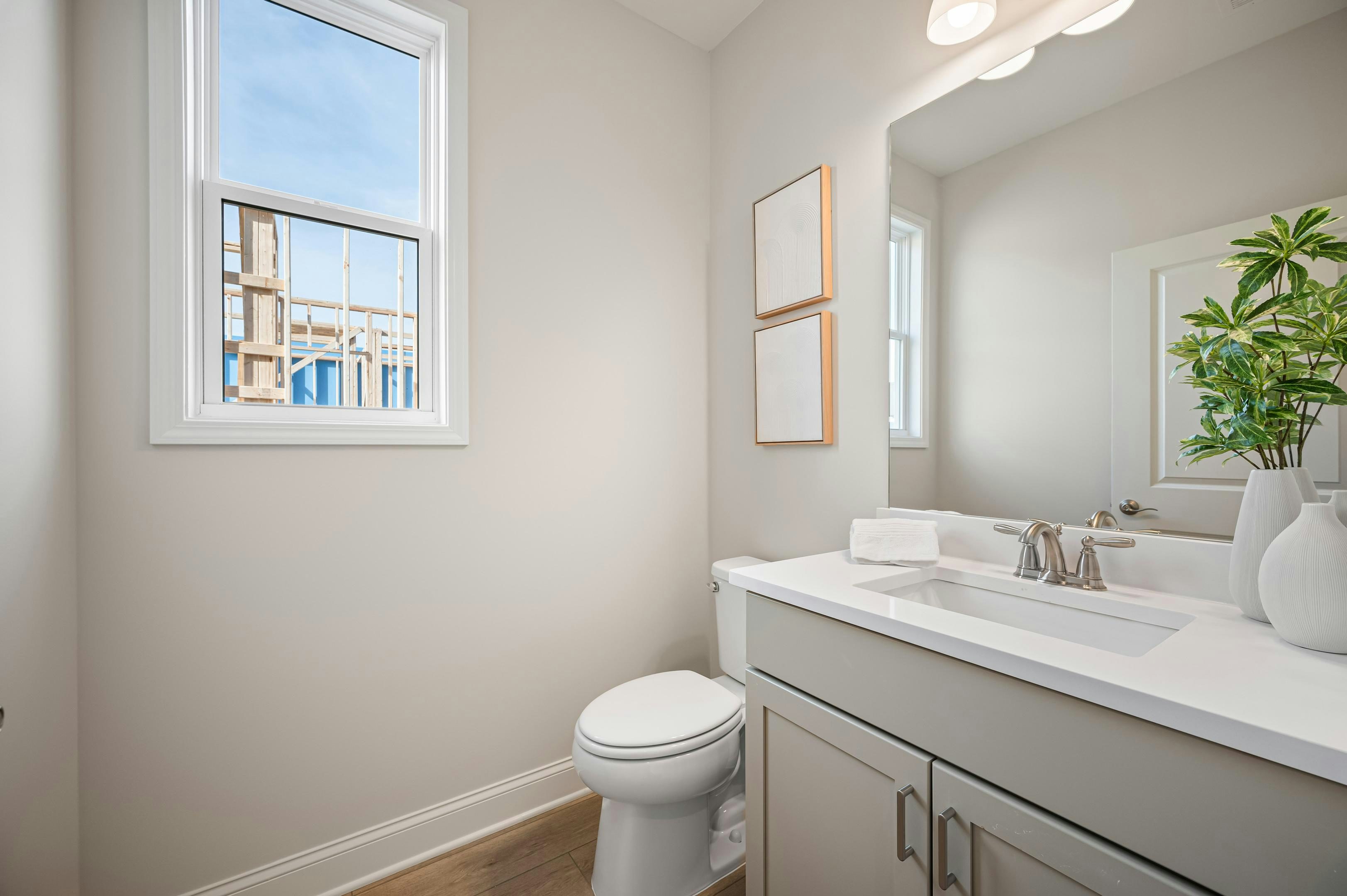 HW Hawthorne Half Bath