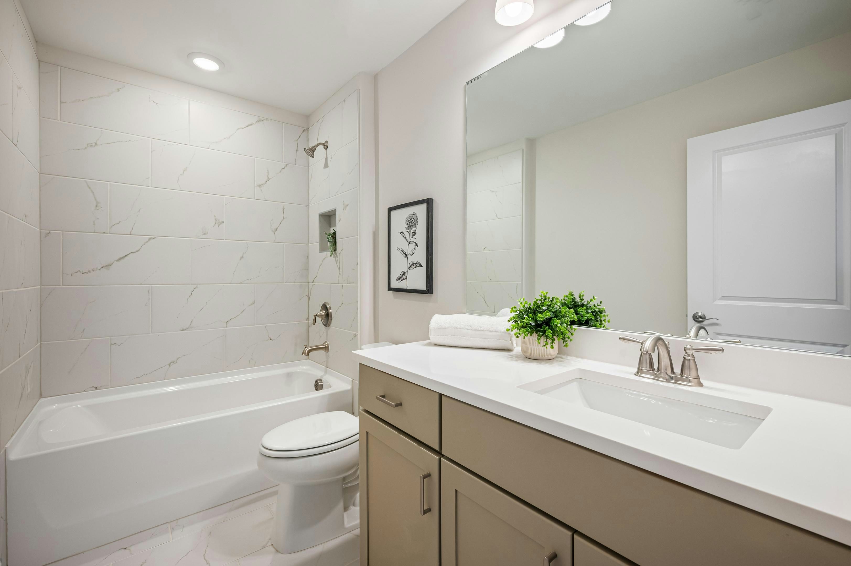 HW Hawthorne Secondary Bath