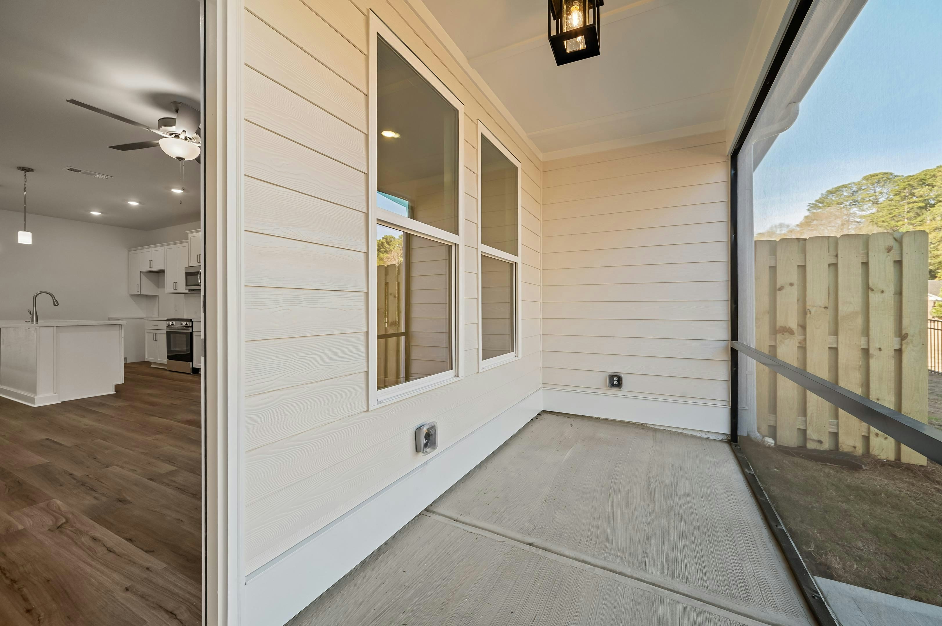 HW4 Mimosa Screen Porch