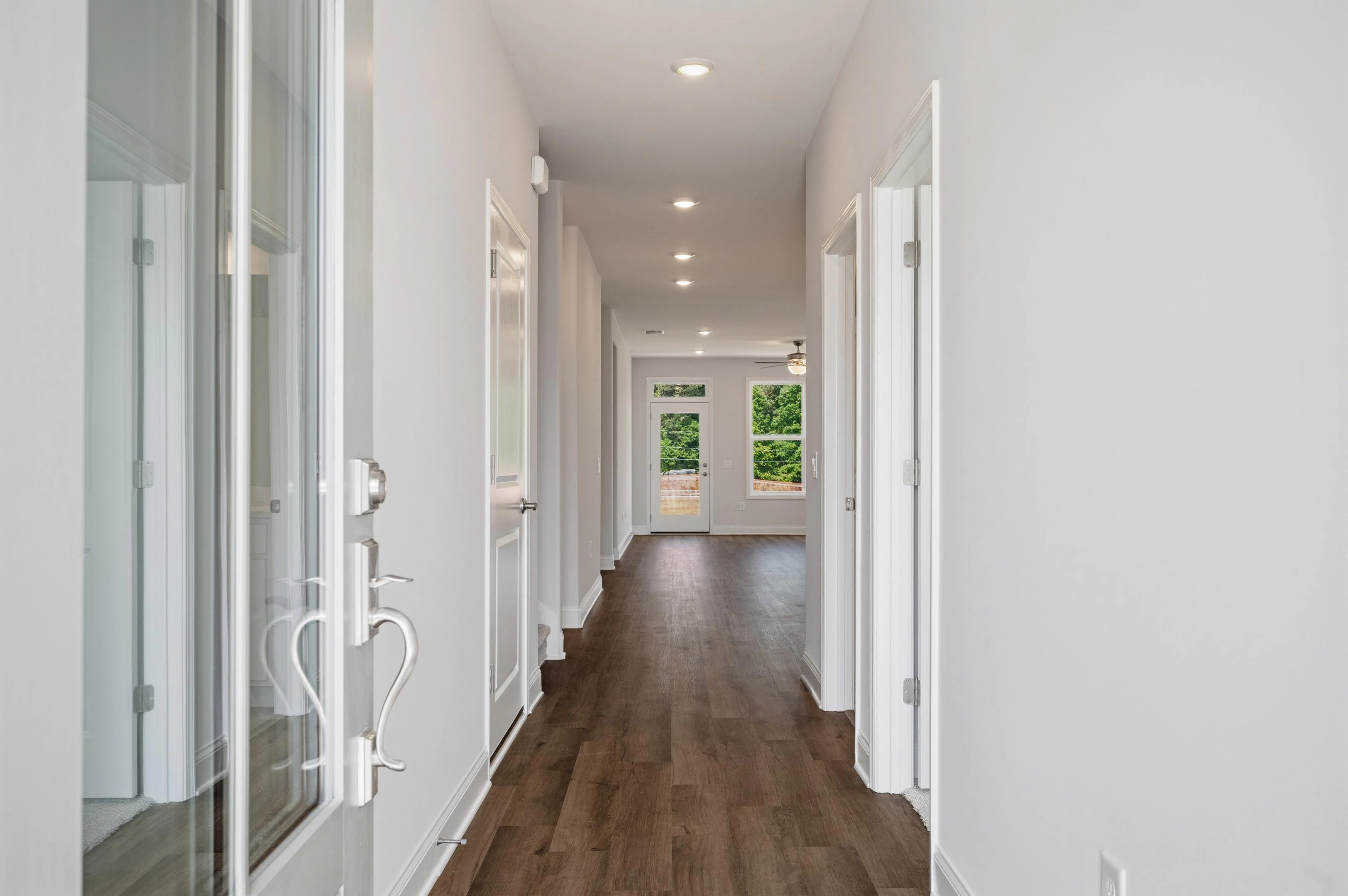 HW7 Hawthorne Foyer