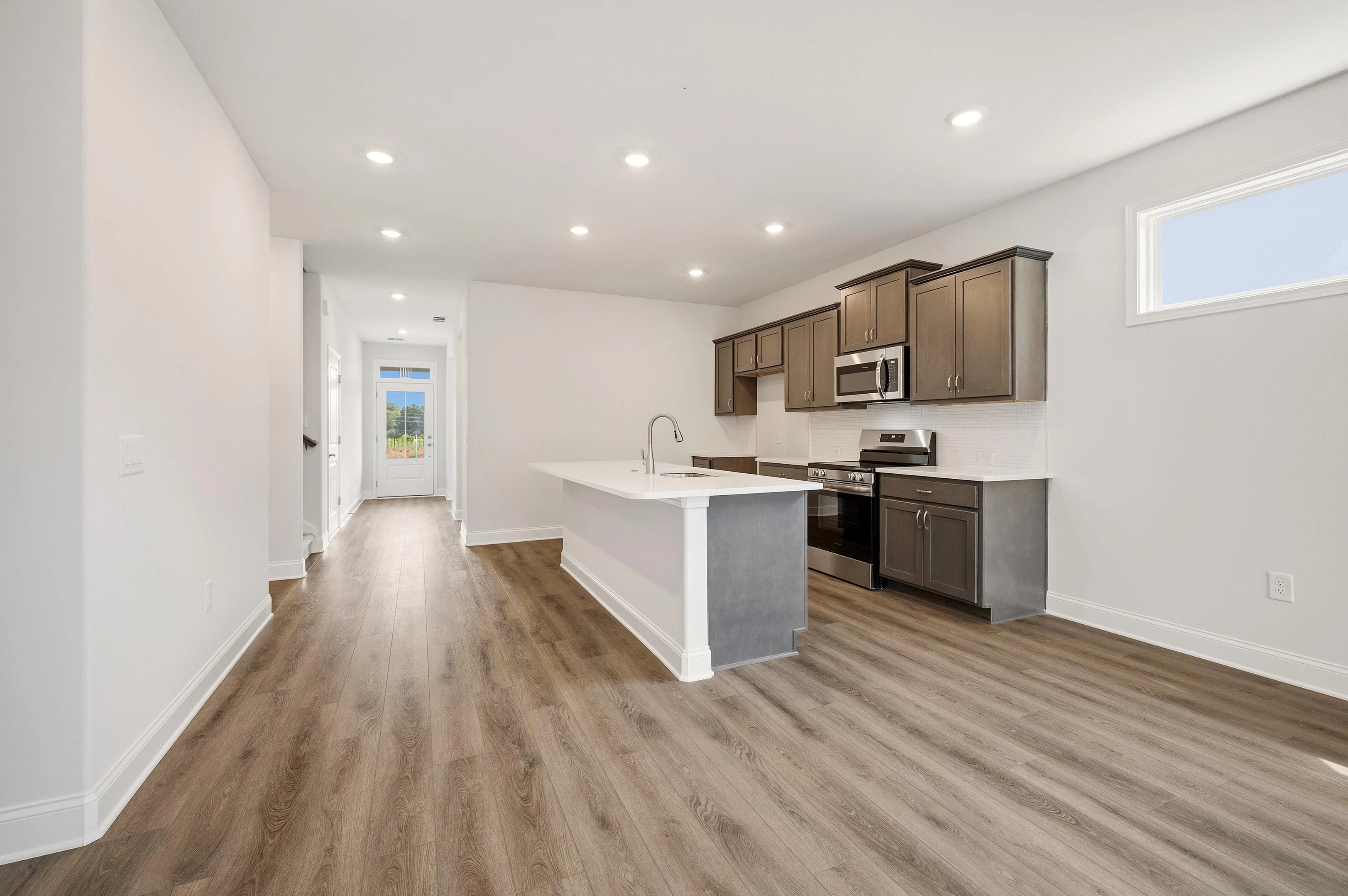 HW12 Kitchen to Foyer