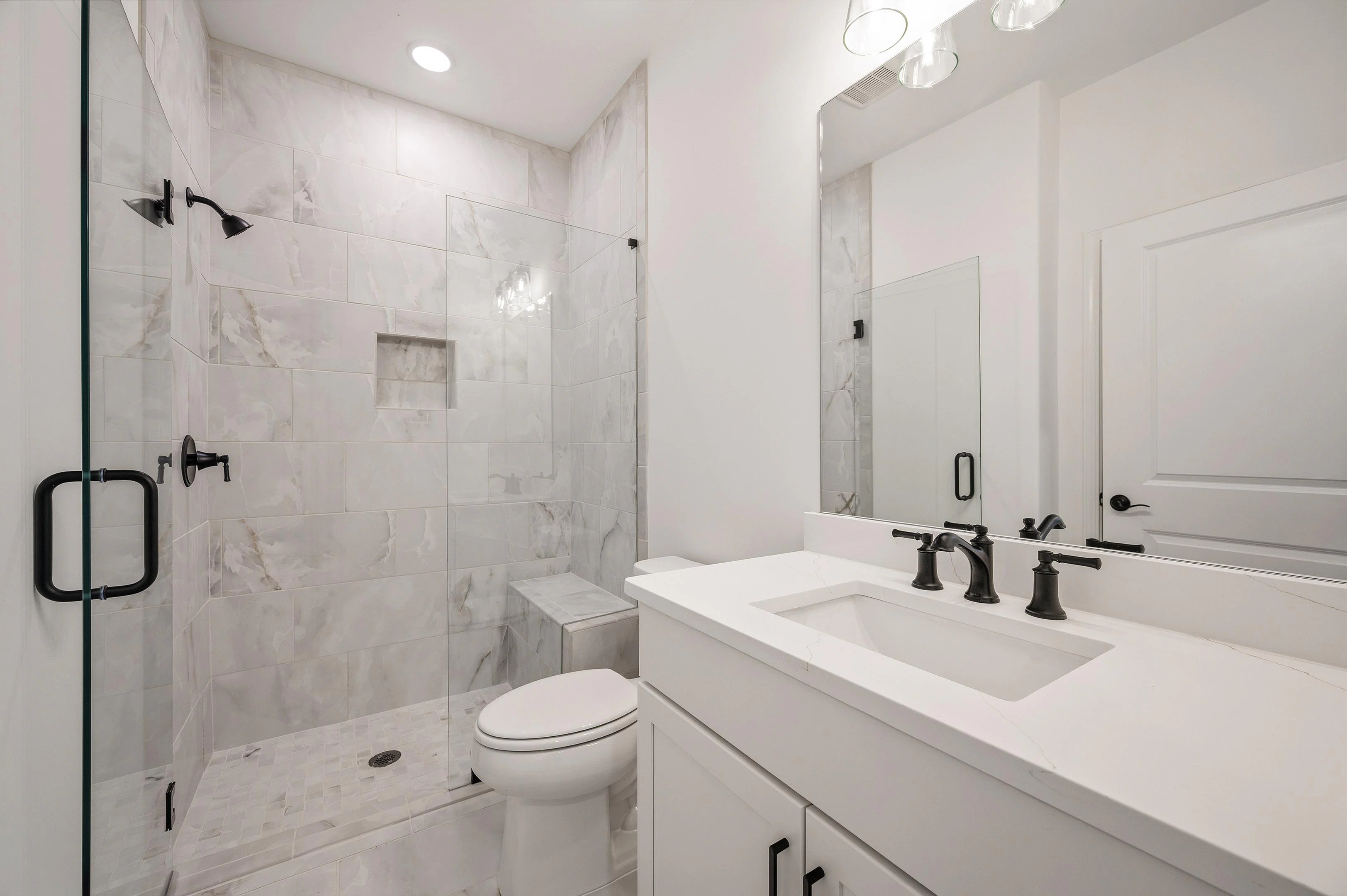 EF130 Ashlynn Secondary Bath