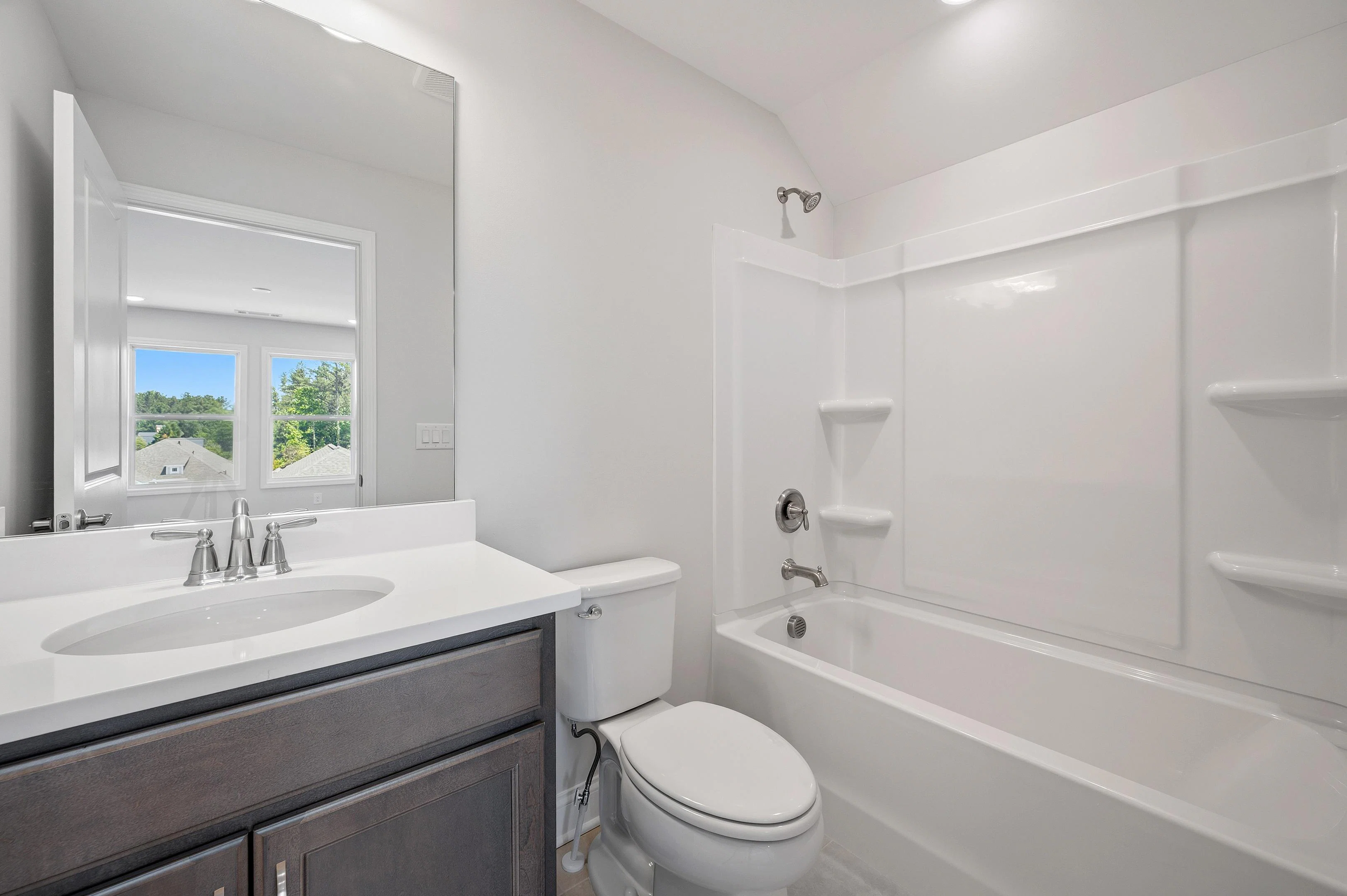 EF239 Fairhaven Bonus Bath