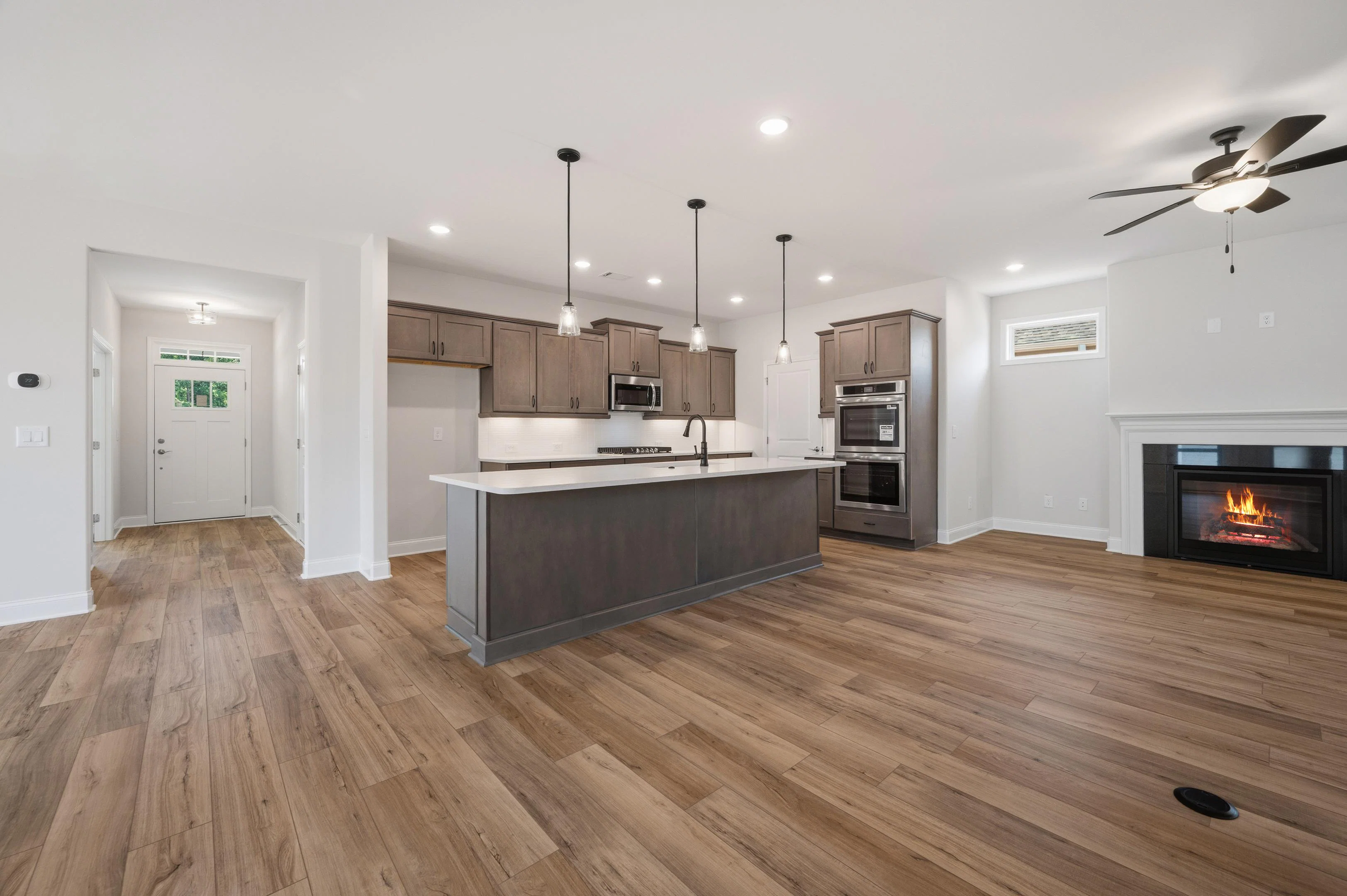 EF239 Fairhaven Great to Kitchen