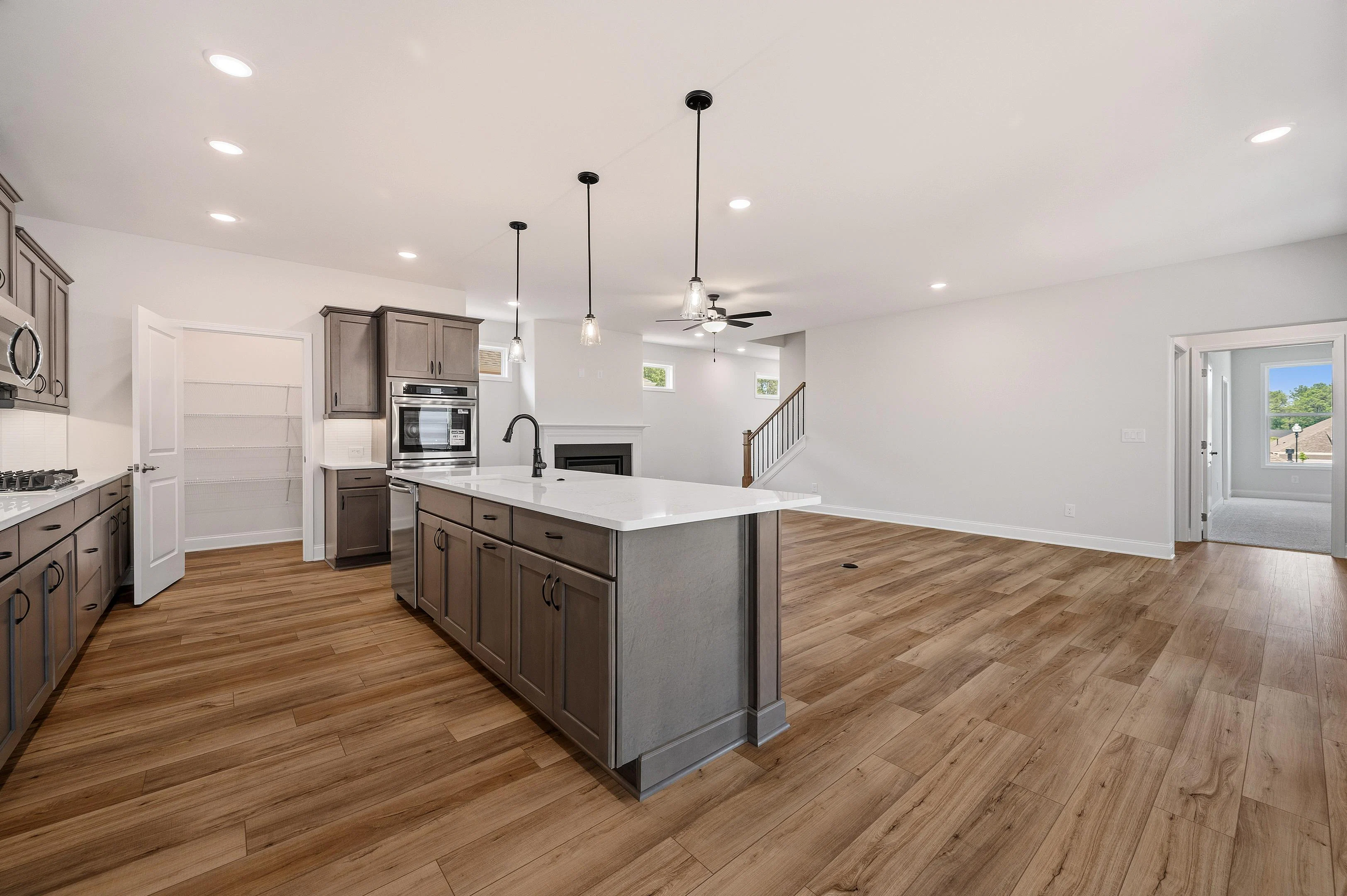 EF239 Fairhaven Kitchen to Great