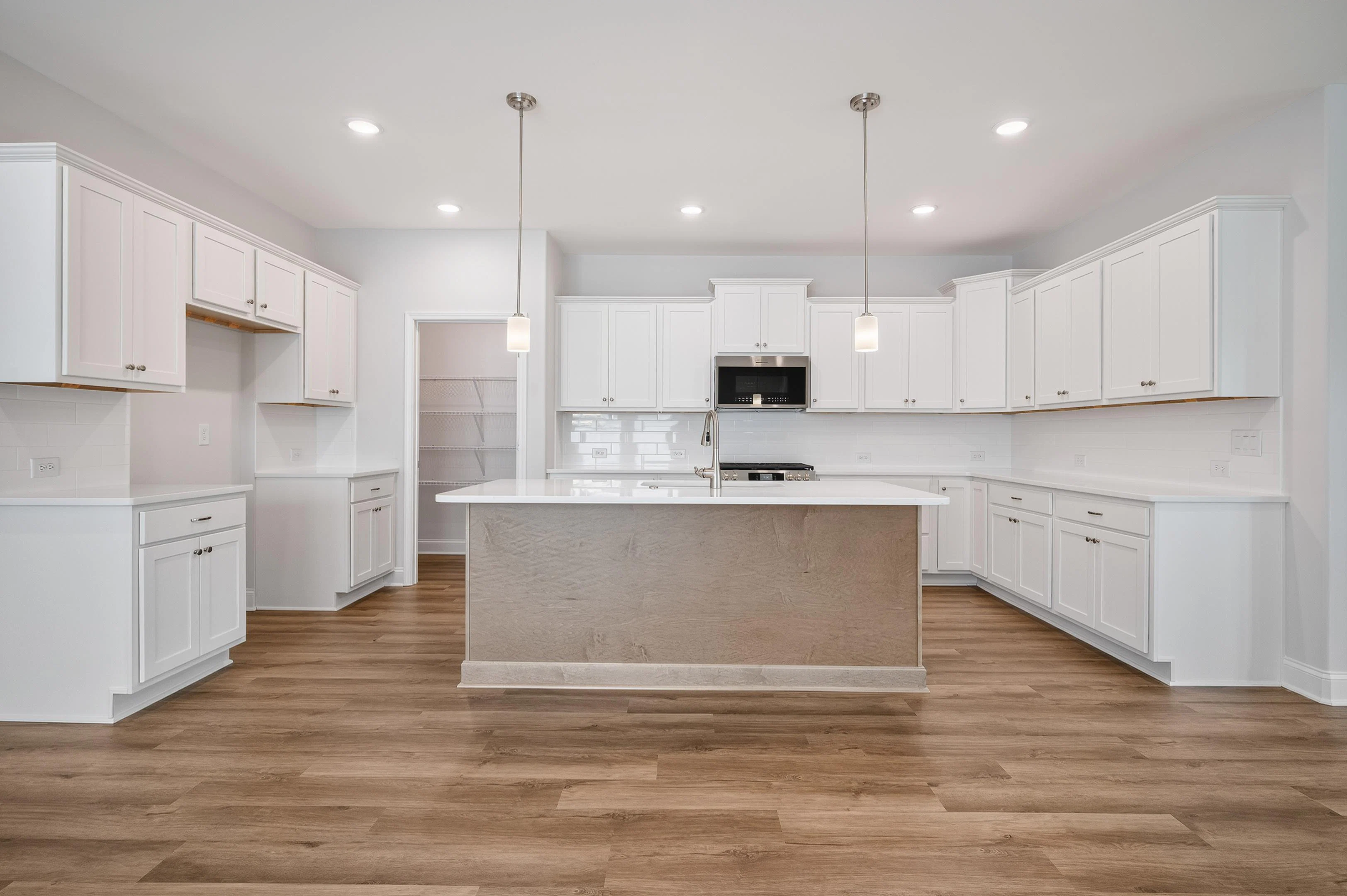 EF128 Rosewood Kitchen2